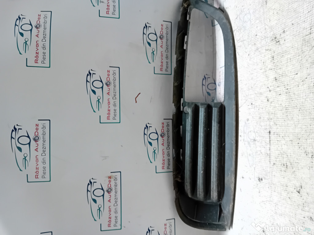 Grila proiector dreapta Volkswagen Golf 7 2012