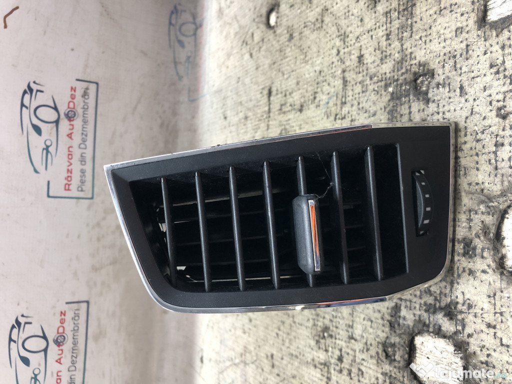 Grila ventilatie dreapta Skoda Karoq 2019