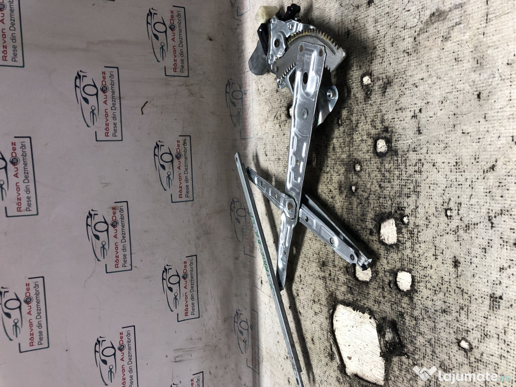 Macara geam dreapta spate Nissan X-Trail 2015