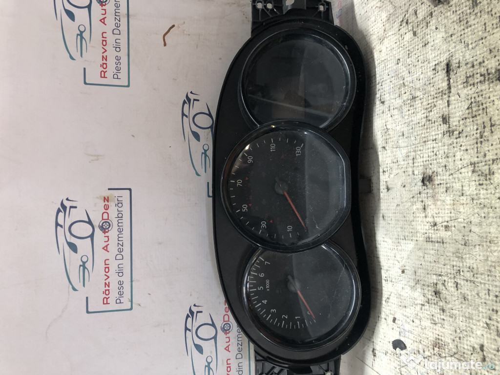 Ceasuri Bord UK Dacia Duster 2014