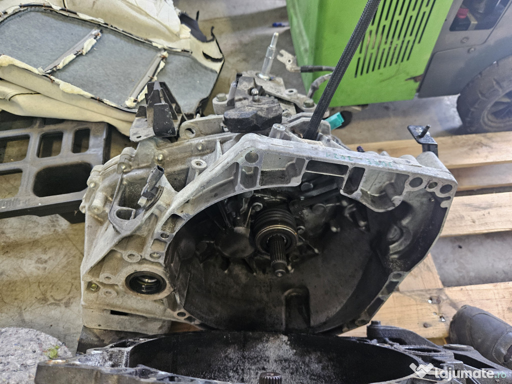 Cutie de viteze 6 trepte Nissan Juke 1.0 Benzina 2022