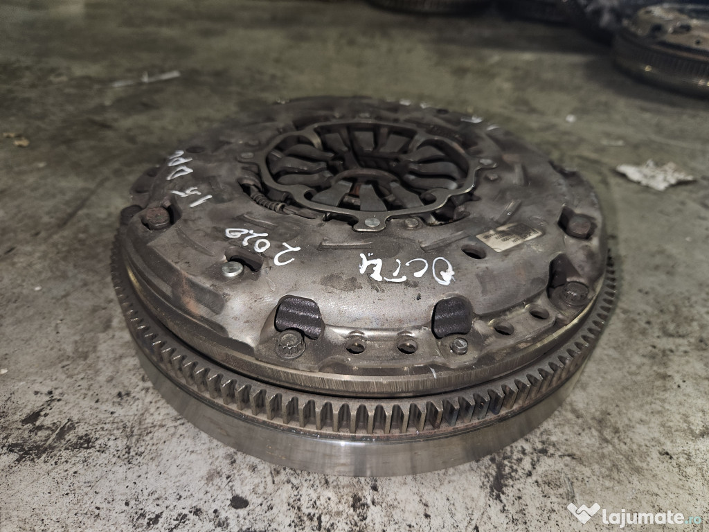 Kit ambreiaj 6+1 masa dubla Skoda Octavia 4 1.5 Benzina 2015