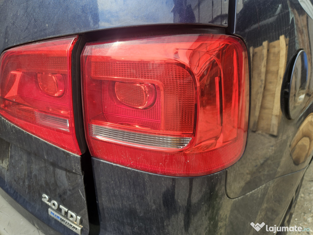 Stop dreapta aripa Volkswagen Touran 2012