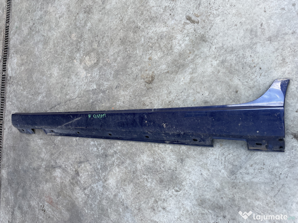 Prag stanga plastic Mercedes CLS 3.0 Motorina 2012