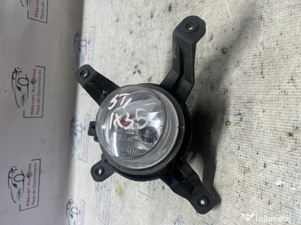 Proiector stanga Hyundai ix35 2015