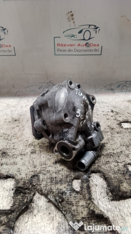 Pompa servodirectie Volkswagen Touareg 3.0 Motorina 2012