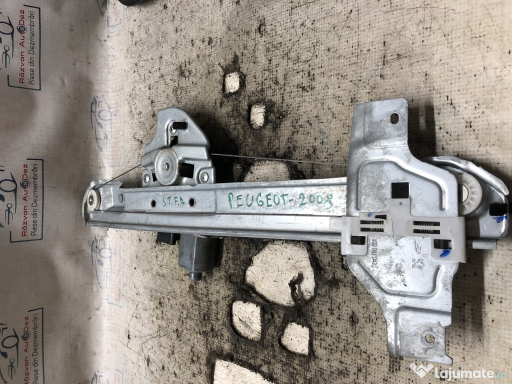 Macara geam stanga fata Peugeot 2008 2015