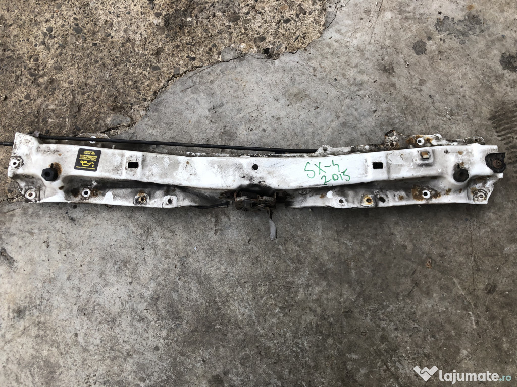 Traversa fata superioara Suzuki SX4 2015