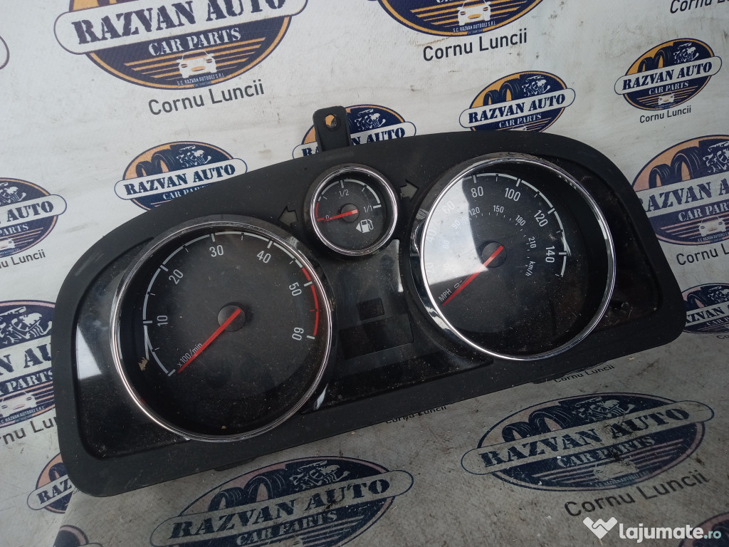 Ceasuri Bord UK  Opel Antara 2.2 Motorina 2012