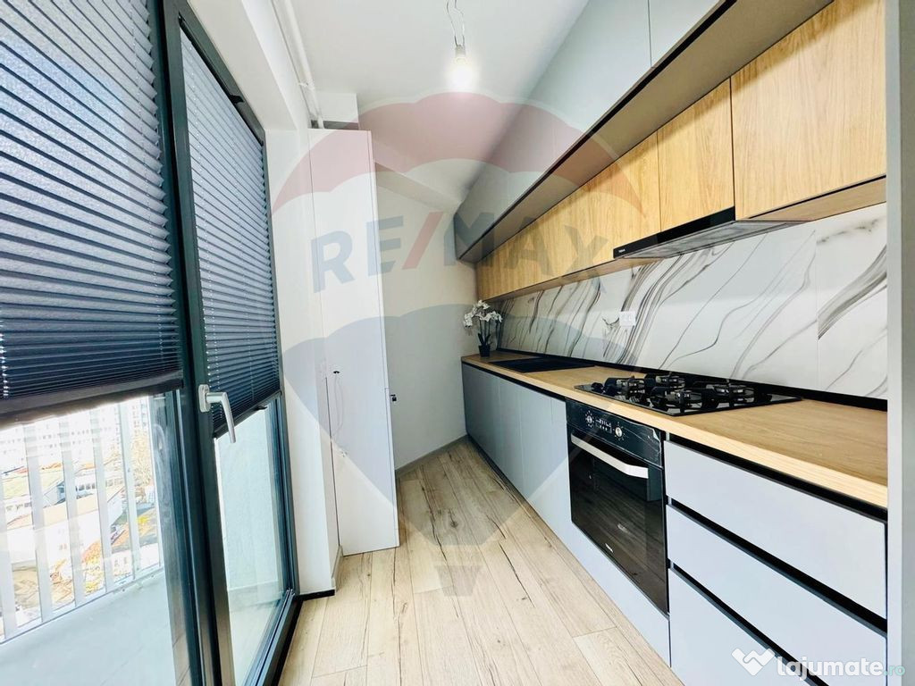 Apartament cu 3 camere de vânzare în zona Central