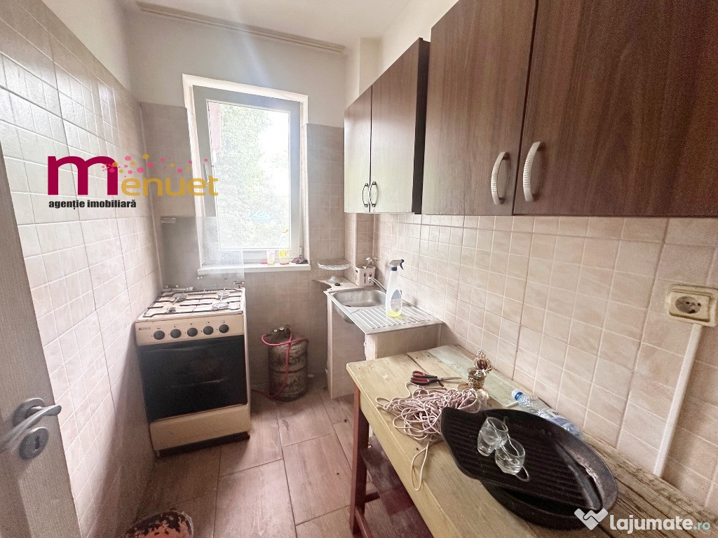 Apartament 3 camere,zona Big,etaj 1