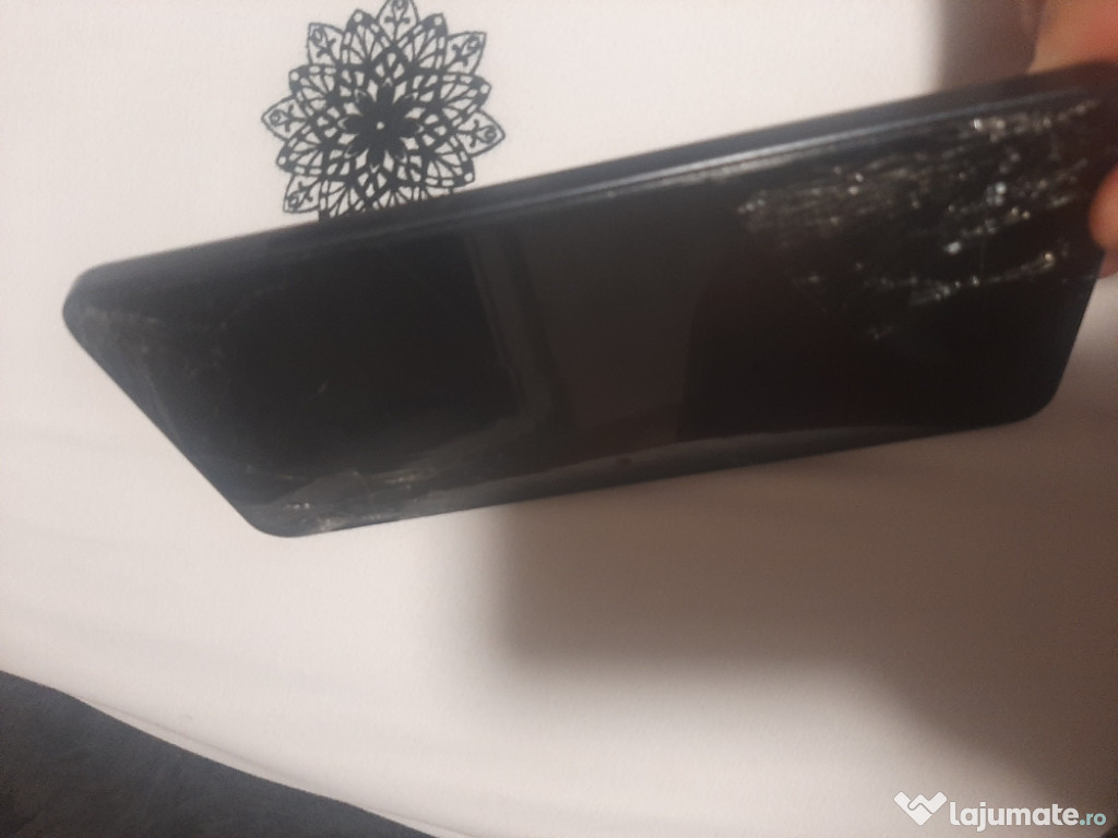 Vînd iphone 14 pro max 200 de lei pentru piese