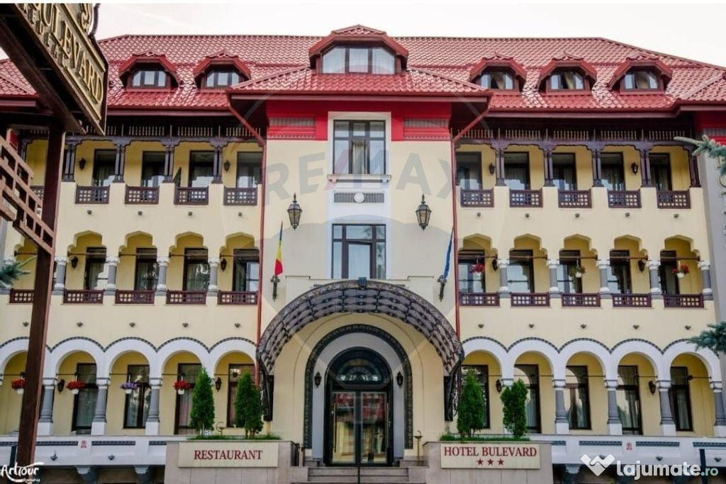 HOTEL 3 stele de vanzare Predeal centru, Brasov