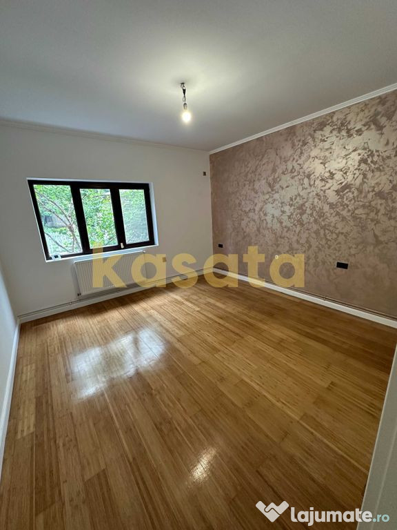 Tineretului apart. in vila interbelicaP+2la parter 71mp a...