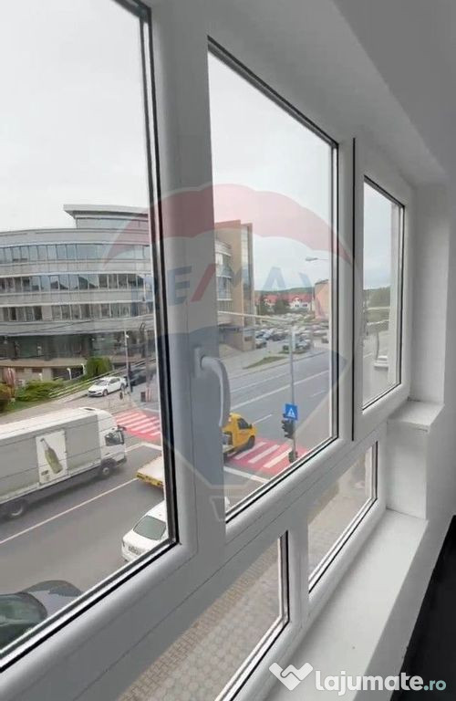 Apartament 3 cam, decomandat, complet renovat ***NOU***