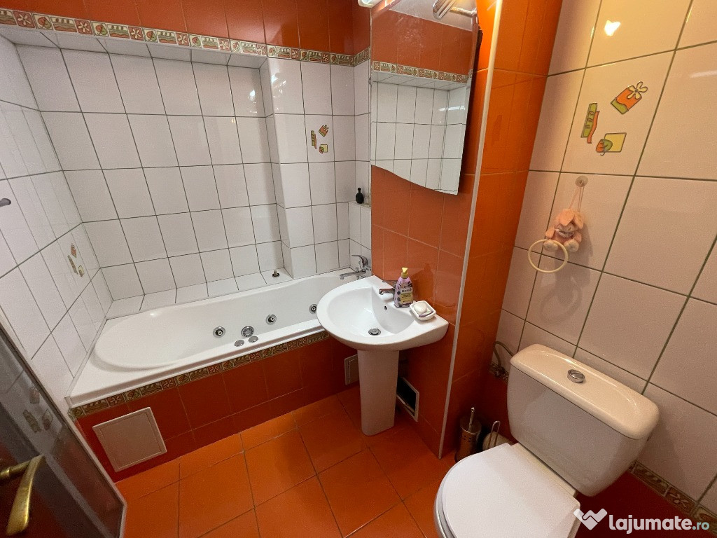 4 camere decomandat | CUG | 91mp | bloc 1988 |