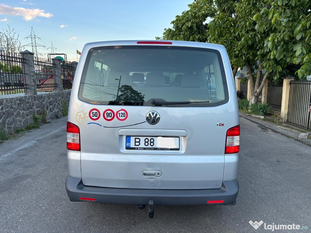 VW T5 Caravelle 8+1 locuri, long, an 2007, 219.500 km