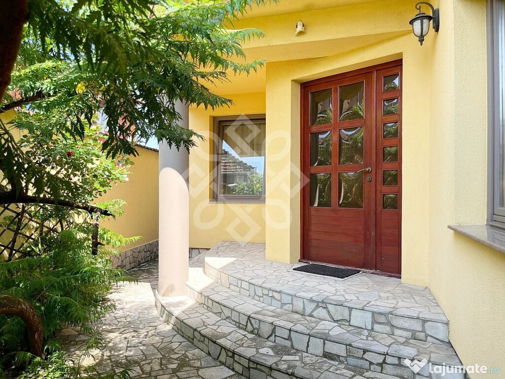 Casa cu teren 523 mp in Sanmartin