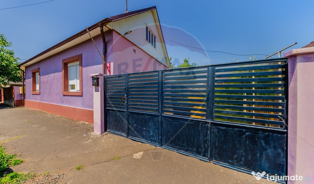 Casa Curtici 3 camere, teren generos. Renovata, mobilata ...