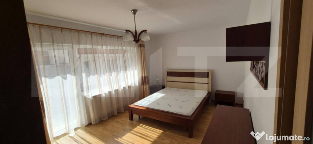 Apartament 2 camere decomandate 2 balcoane+garaj zona Buna z
