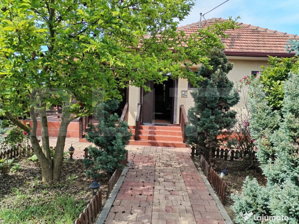 Casa, 3 camere, 693 mp teren, Lazuri