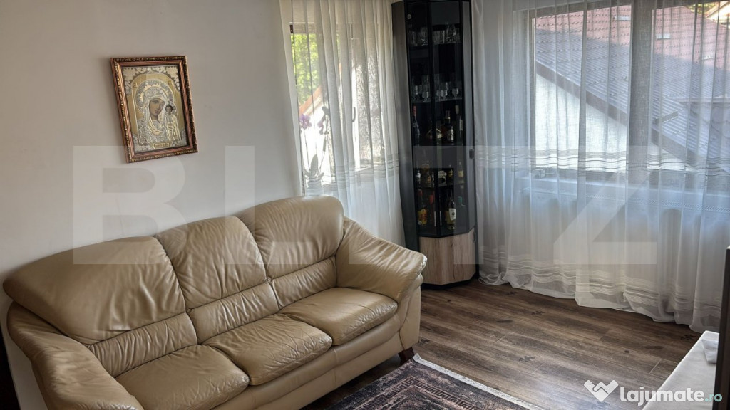 Casă de vânzare în Vatra Dornei, teren 2000 mp