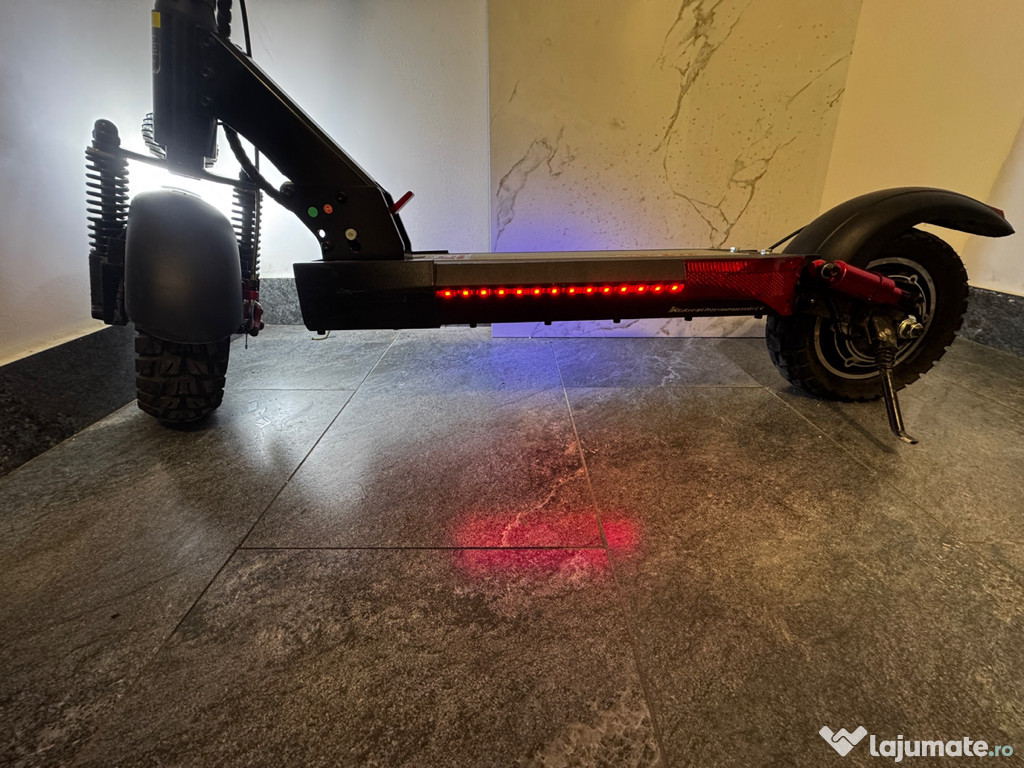 Trotinetă Kugoo Kirin M4Pro/în garanție