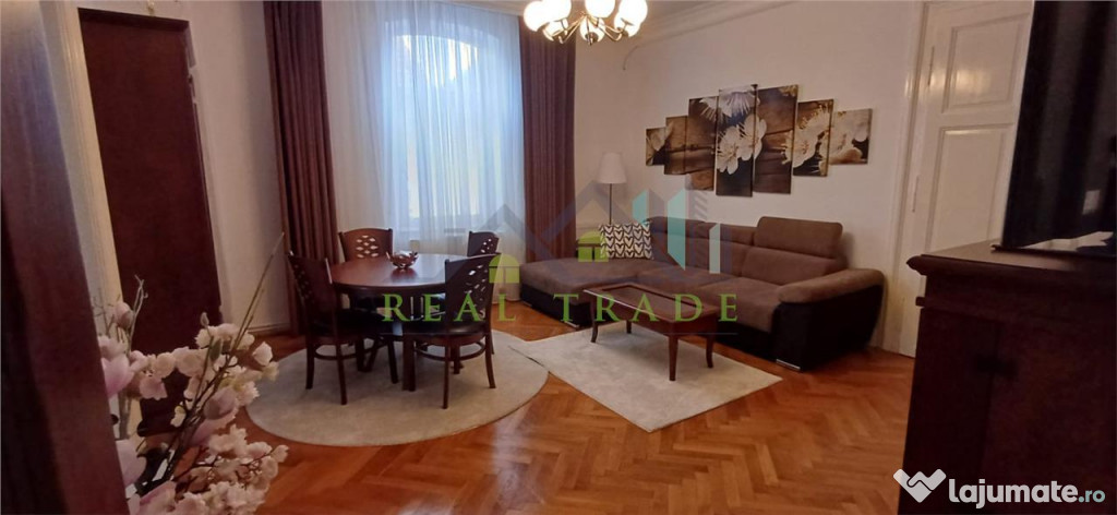 Apartament 3 camere etajul 1 Centrul Istoric