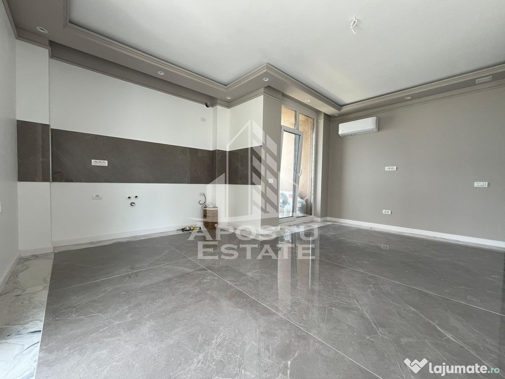 Apartament cu 3 camere open space Torontalului