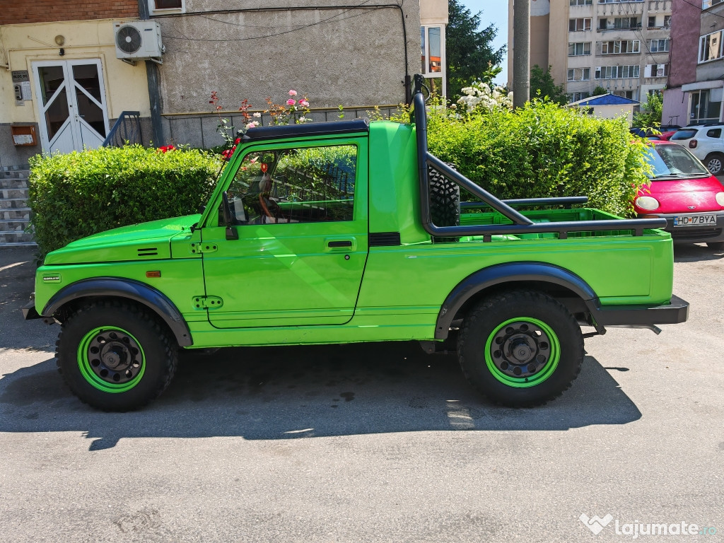 Suzuki Samurai Santana