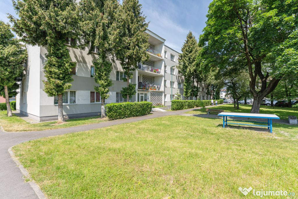 Garsonieră tip cameră de cămin 20 mp, in Astra, zona M...