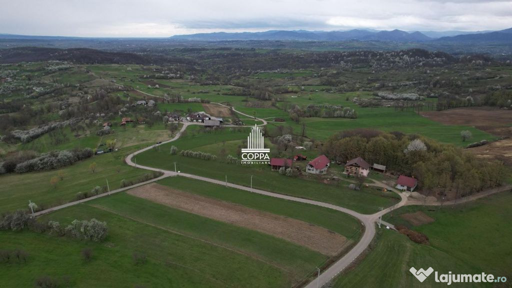 Teren intravilan la 20 km de Baia Mare