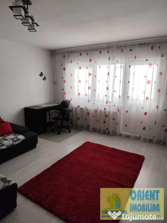 Cora, Bratianu, decomandat, 2 camere, etaj 2, gaze, mobilat