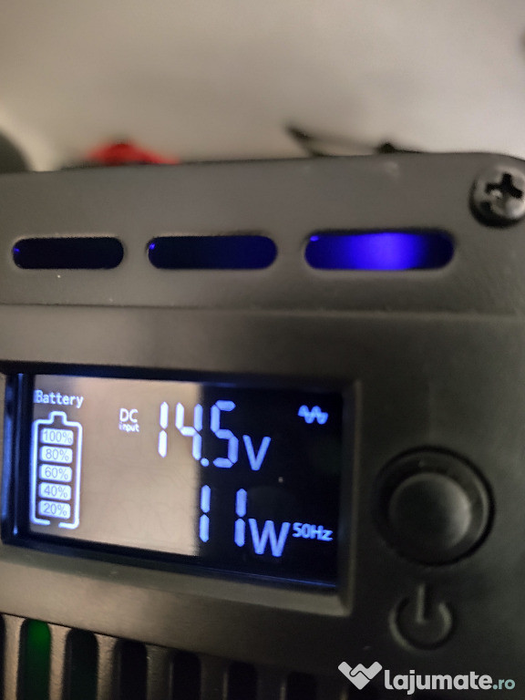 Invertor Tensiune Techstar