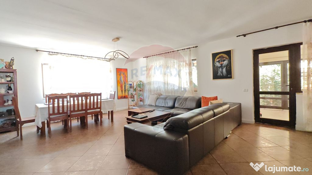 Casă / Vilă cu 5 camere de vânzare în zona Pipera
