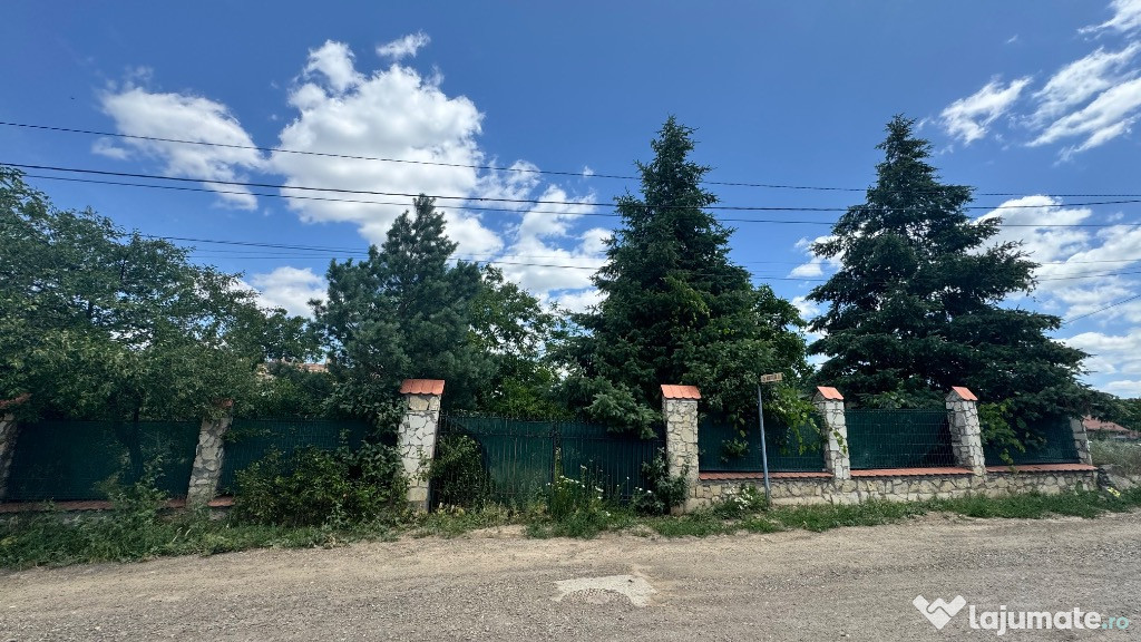 Teren cu priveliste de vis