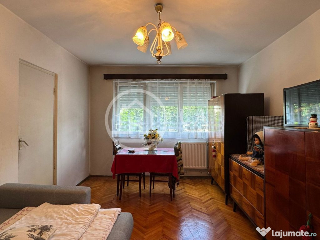 Apartament cu 3 camere de vanzare Str. Seleusului Zona Ve...