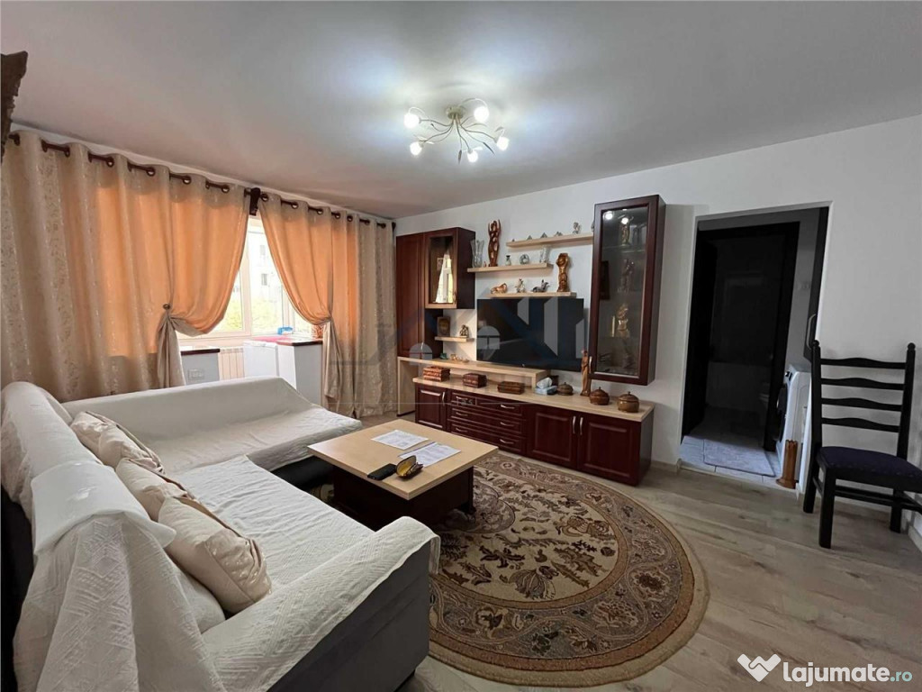 Apartament 3 camere zona Zimbru