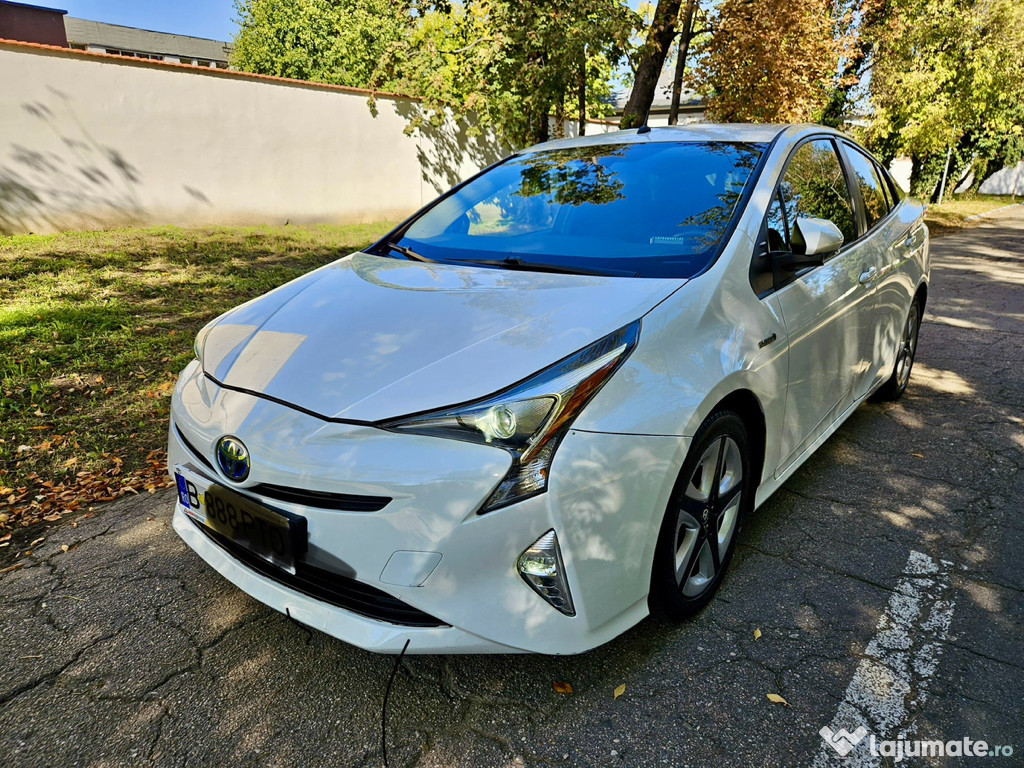 Toyota Prius IV 2016