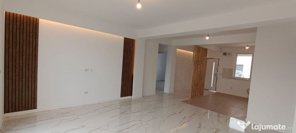 Casa Parter ! 3 dorm.+2 bai+2 parcari+teren liber 190mp! ...