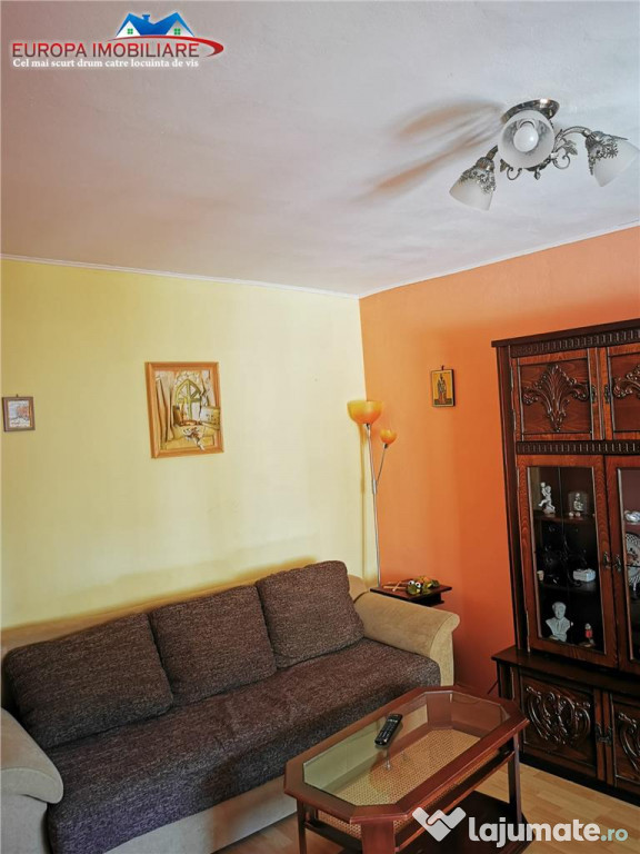 Apartament 2 camere de inchiriat zona Faleza