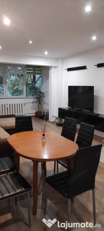 2 camere in zona Spitalului Judetean