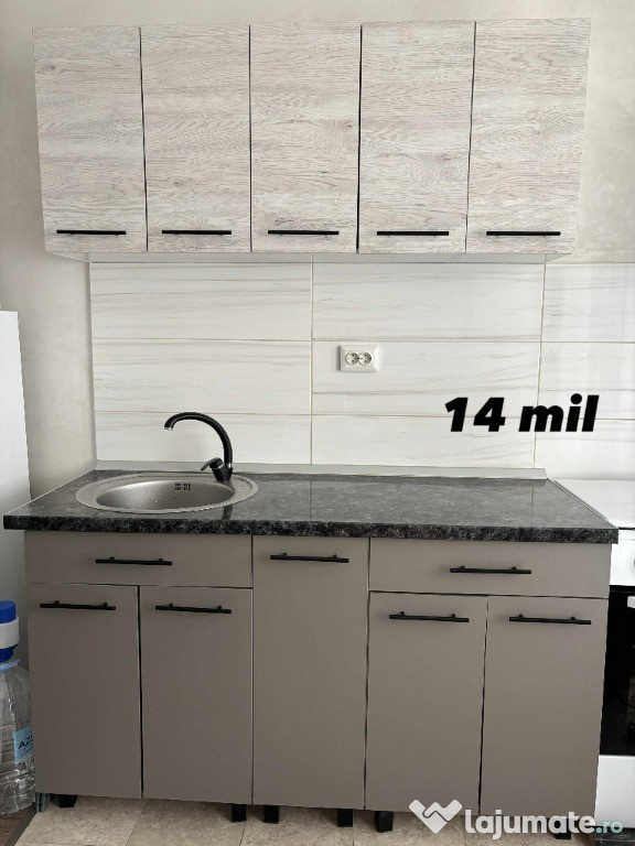 Mobilier bucatarie alb+gri ambianta