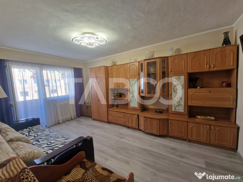 Apartament decomandat 3 camere 2 bai Semaforului Vasile Aaro