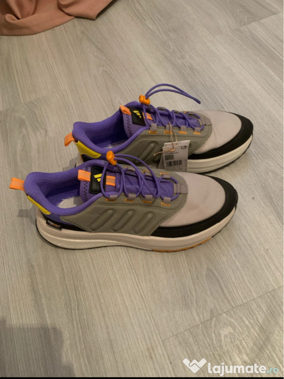 Pantofi sport Adidas