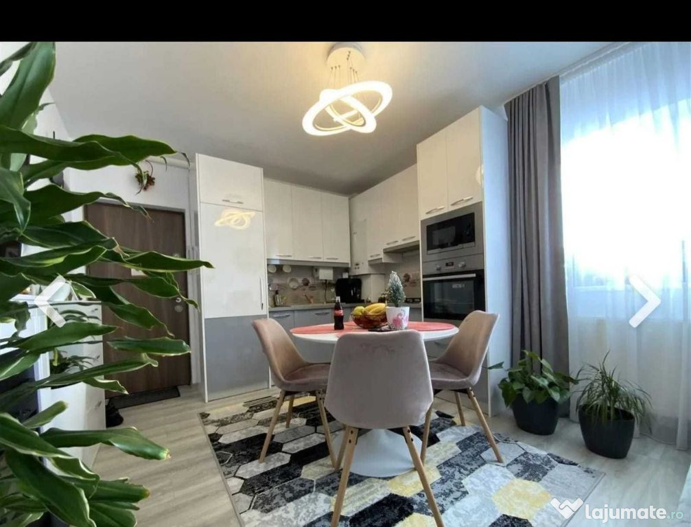 Vând apartament 3 camere, 50 mp, cartierul Arhitectilor.