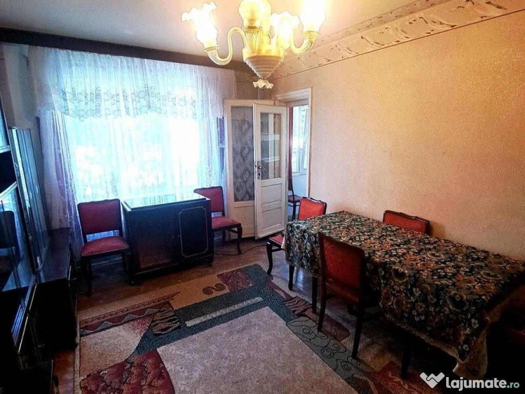 Apartament 3 camere, Titan.