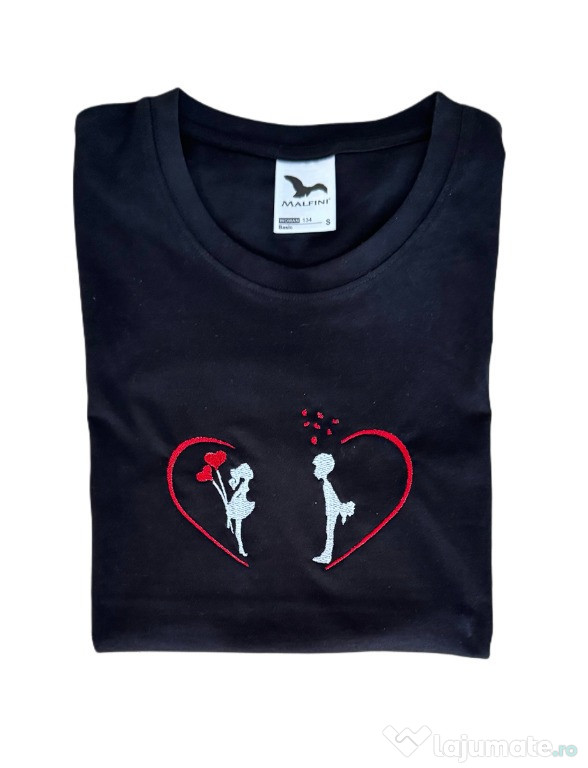 Tricou personalizat prin brodare