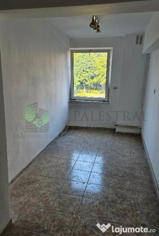 2 camere Centrul Civic,etajul 2, 106000 Euro