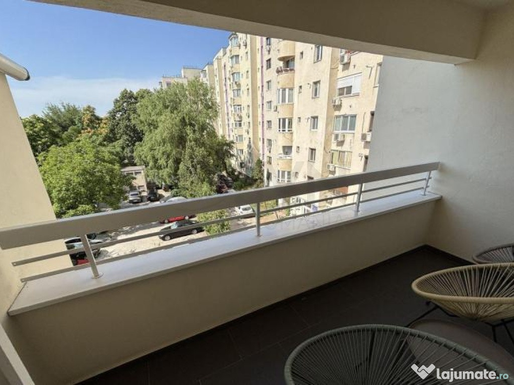 Tineretului l apartament 4 camere l bloc 2003